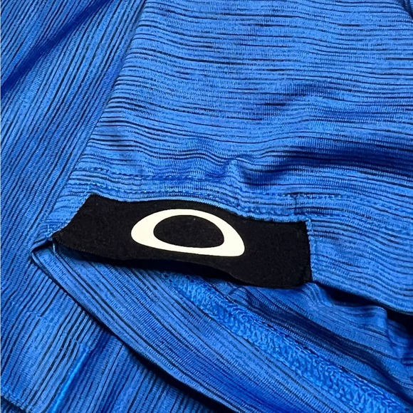 Oakley Men’s Hydrolix regular fit polo size US XL Blue - Picture 6 of 8